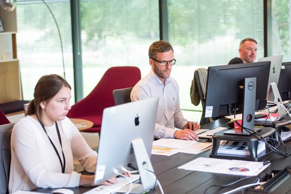 Quels sont les avantages de suivre une formation dans un centre de programmation ?